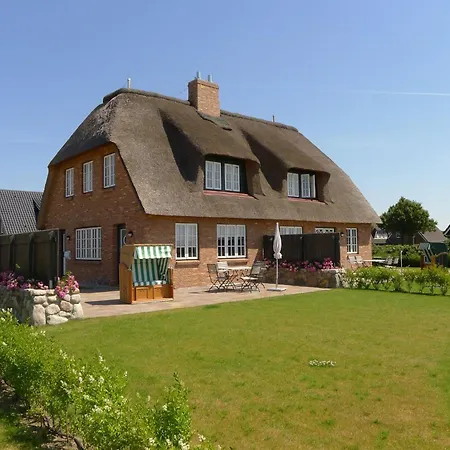 Haus Seefahrer 1 *